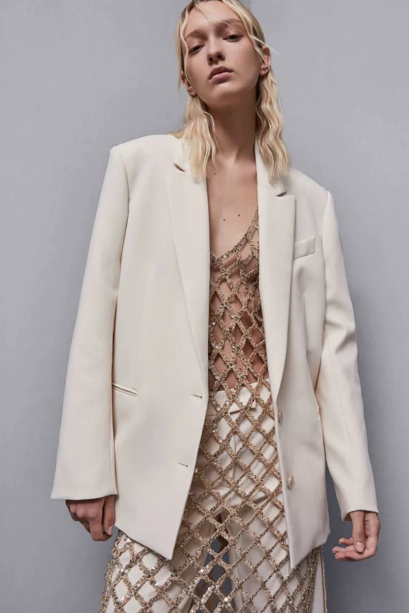 Biżuteryjna sukienka z siateczki slim fit