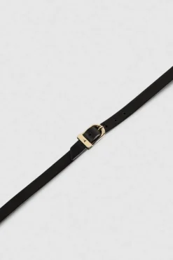 Chocker ze skórzaną klamrą