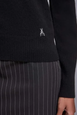 Kaszmirowy sweter z dekoltem w szpic