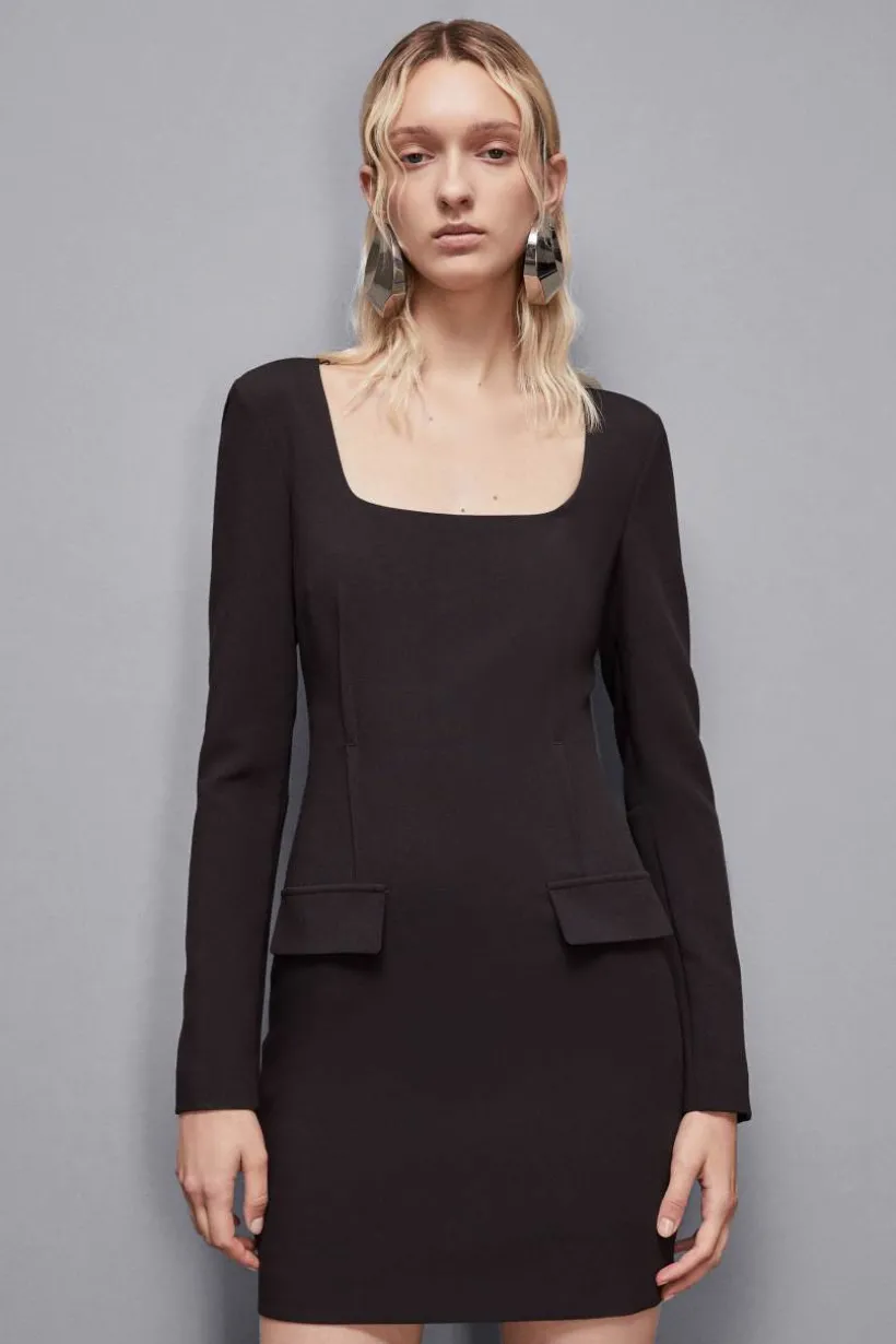 Mini sukienka slim fit z diagonalu
