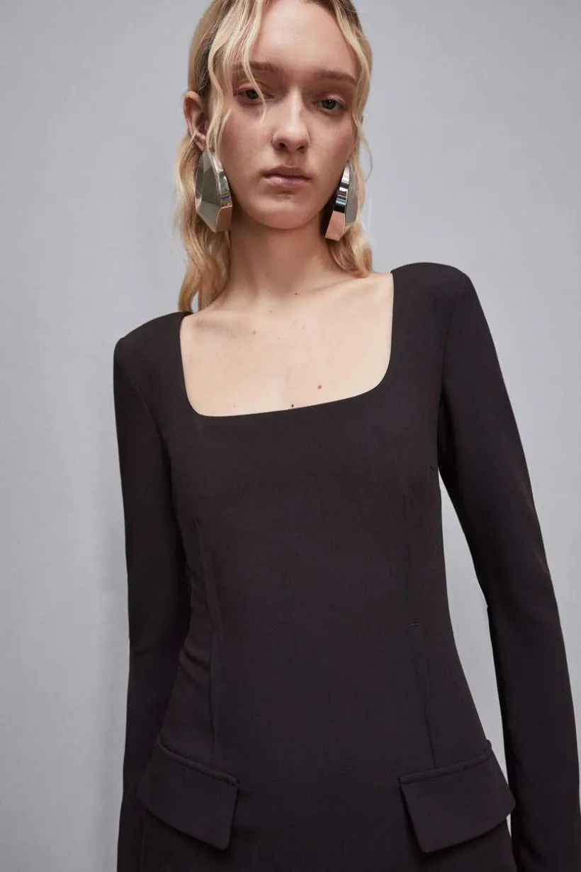 Mini sukienka slim fit z diagonalu