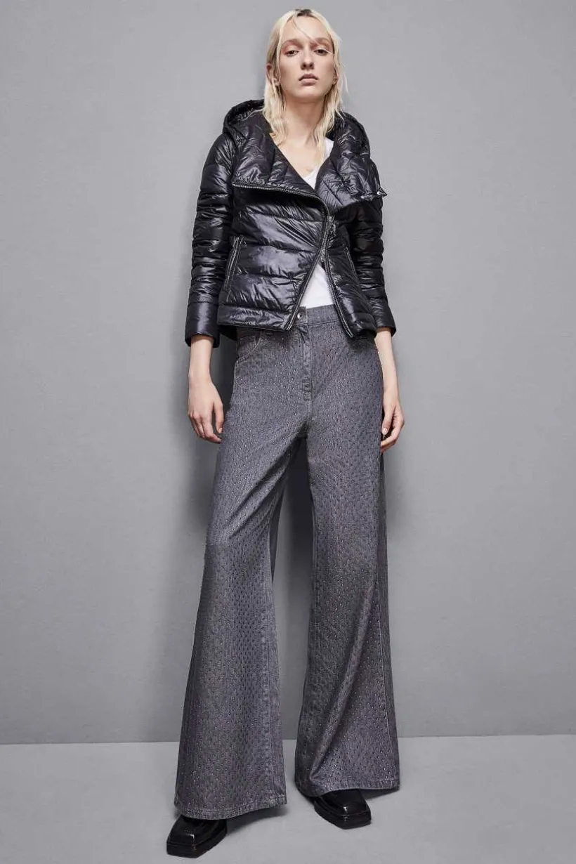 Puchowa kurtka z kapturem z nylonu down proof