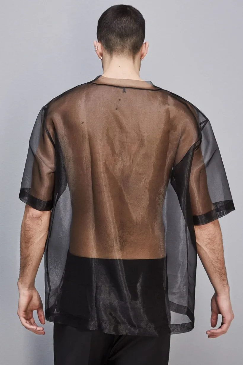 Pudełkowy T-shirt z krótkim rękawem i surowym wykończeniem