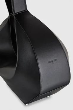 Skórzana bangle bag na ramię