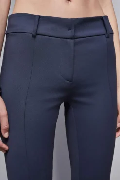 Spodnie slim fit
