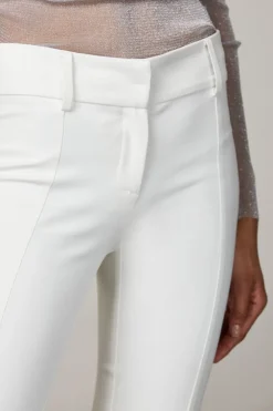 Spodnie slim fit