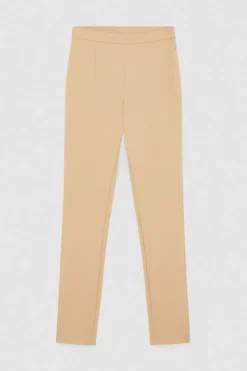 Spodnie slim fit