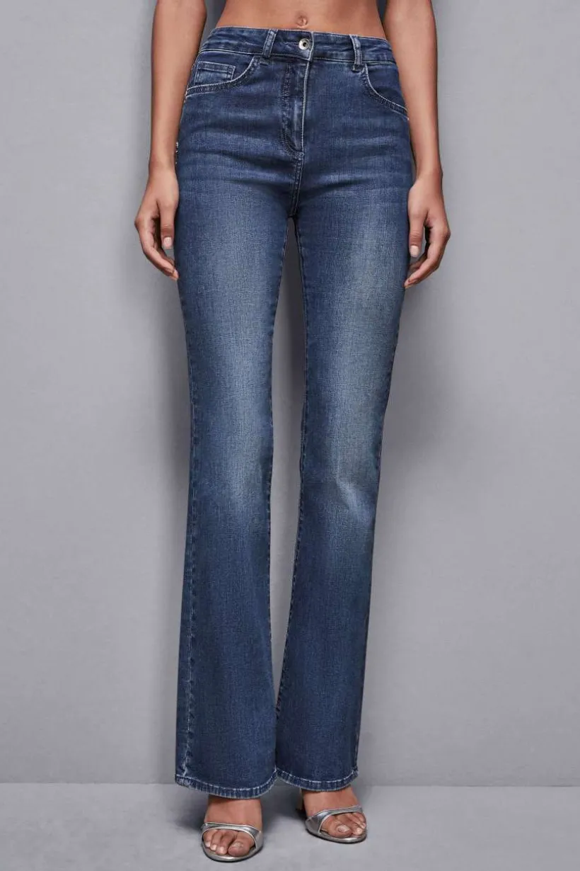 Spodnie slim z niebieskiego denimu