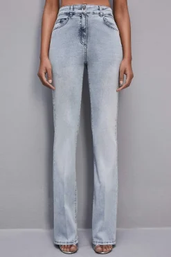 Spodnie slim z niebieskiego denimu