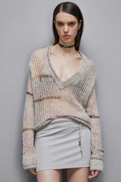 Sweter z siateczki z domieszką wełny