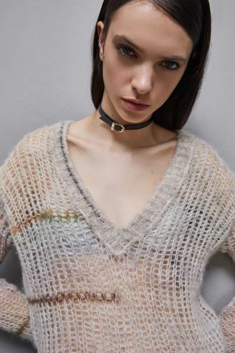 Sweter z siateczki z domieszką wełny