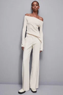 Szenilowa bluzka o kroju regular fit