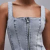 Top z elastycznego denimu