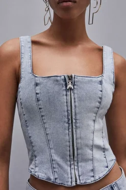 Top z elastycznego denimu