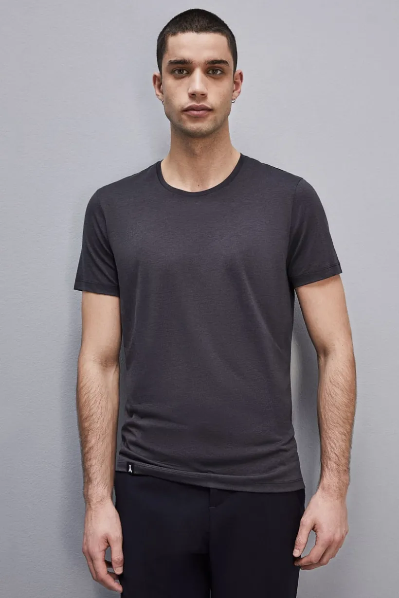 T-shirt slim fit z dżerseju z lyocellu i bawełny