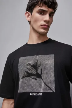 T-shirt z ćwiekami
